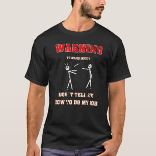 Ingenieur, um Verletzungen zu vermeiden, sagen Sie T-Shirt