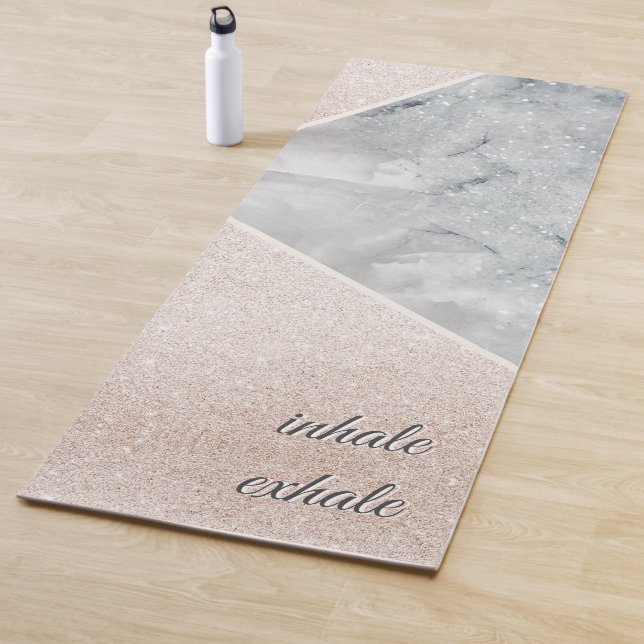 Inhalieren von Exhale Moderner Glitzer Sprinkle un Yogamatte (Beispiel)
