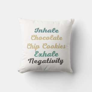 Inhalieren von Schokolade Chip Cookies Exhale Nega Kissen