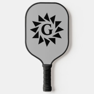 Initiale, geometrische Dreiecke auf Grau ändern Pickleball Schläger