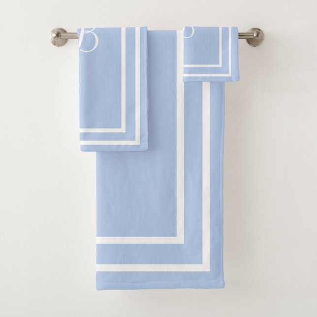 Initialed Baby Blue Handtuch Set (Insitu)