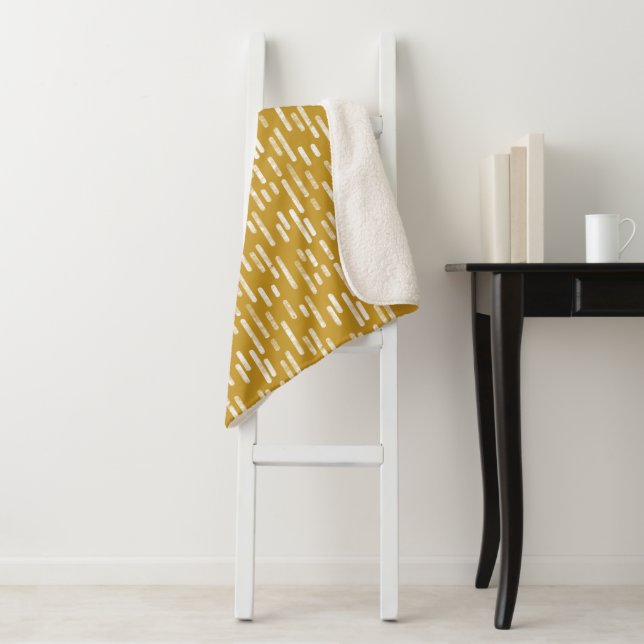 Inky Rounded Lines Muster | Weiß/Alt Gold Sherpadecke (Beispiel)