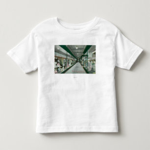 Innenansicht des Säulengangs des Handelszentrums Kleinkind T-shirt