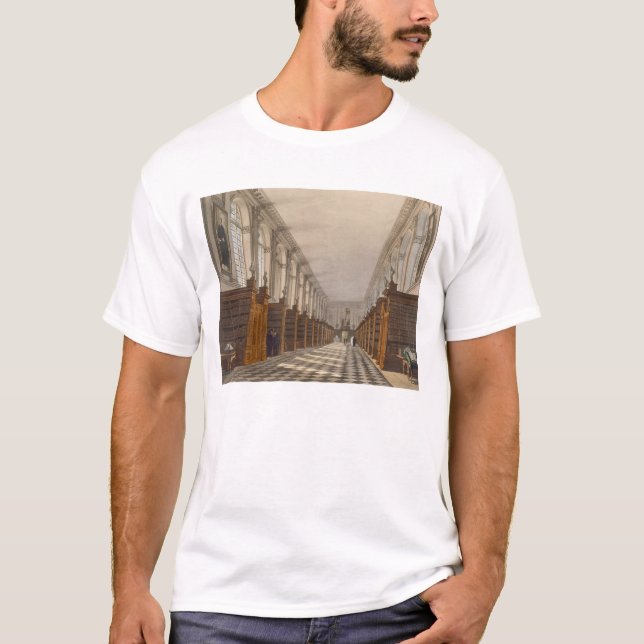 Innenraum der Dreiheits-Uni-Bibliothek, Cambridge, T-Shirt (Vorderseite)
