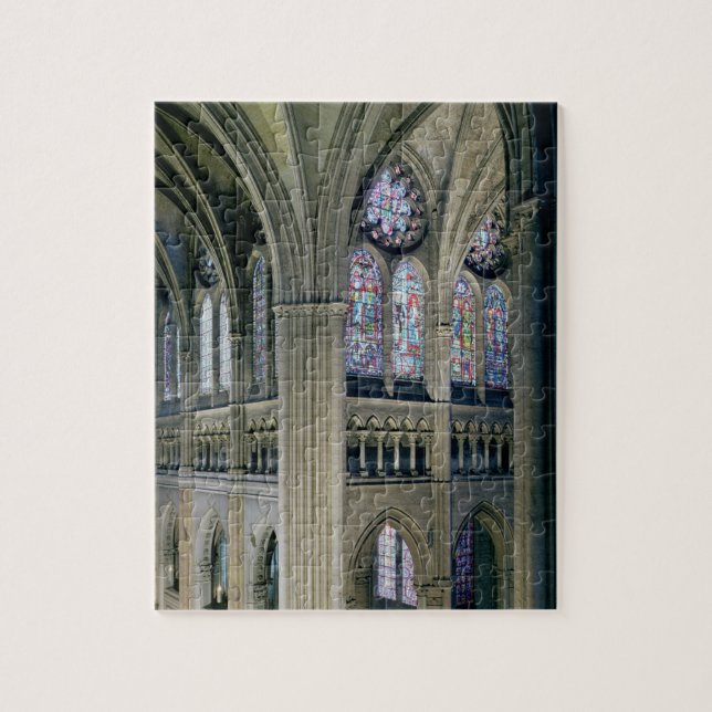 Innenraum der transept Überfahrt, gewidmet 121 (Vertikal)