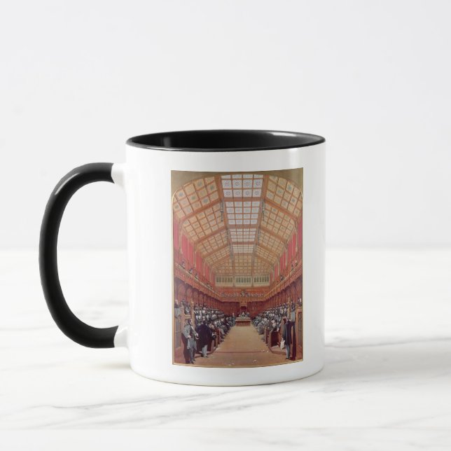 Innenraum des Unterhauses Tasse (Links)