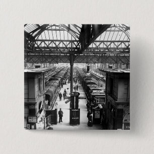 Innenraum von Charing Querstation, London Button