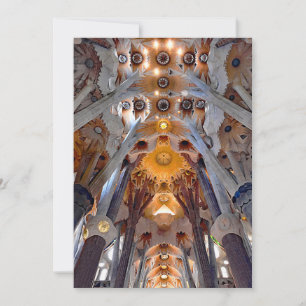 Inneres der Sagrada Família.