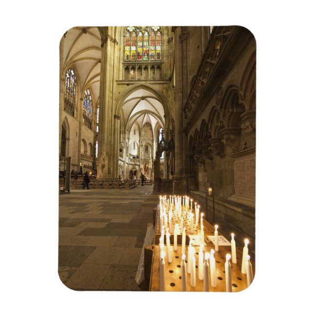 Inneres des Petersdom in Regensburg Magnet (Vertikal)