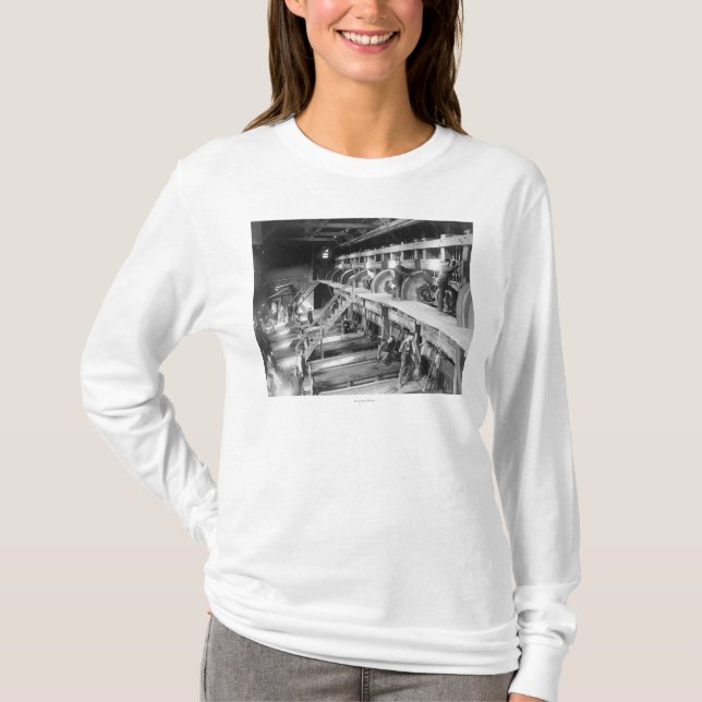Innerhalb der Ballastterra-GoldBriefmarken-Mühle T-Shirt (Vorderseite)