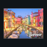 Insel Burano, Italien Postkarte<br><div class="desc">Auf dieser wunderschönen Postkarte finden Sie ein Foto der farbenfrohen Häuser auf Burano,  Italien. Burano ist eine kleine Insel im Nordosten der Insel Venedig,  Italien. Bitte passen Sie die verfügbaren Optionen nach Ihren Wünschen an.</div>