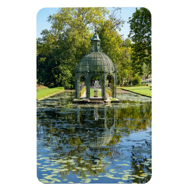Insel der Liebe im Schloss Chantilly Magnet (Vertikal)