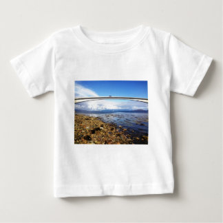 Insel von Skye Geschenken Baby T-shirt