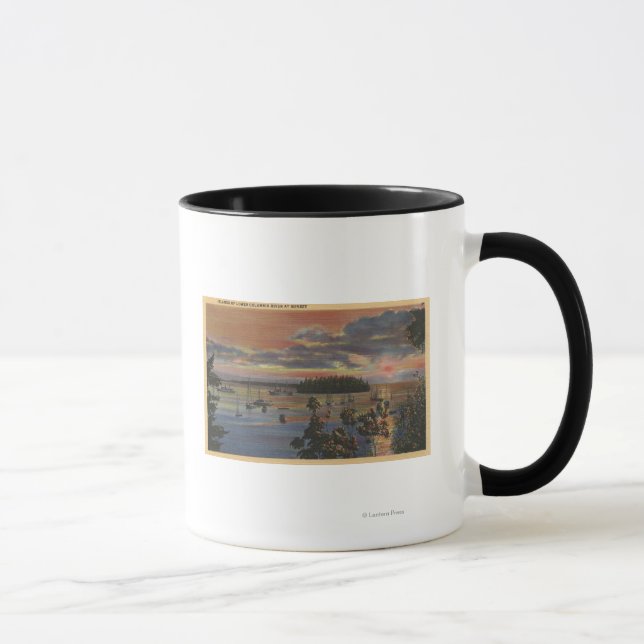 Inseln des Unteren Columbia River in Sunsetand Tasse (Rechts)