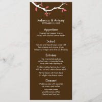 Inséparables sur les cartes de menu Mariage d'arbr