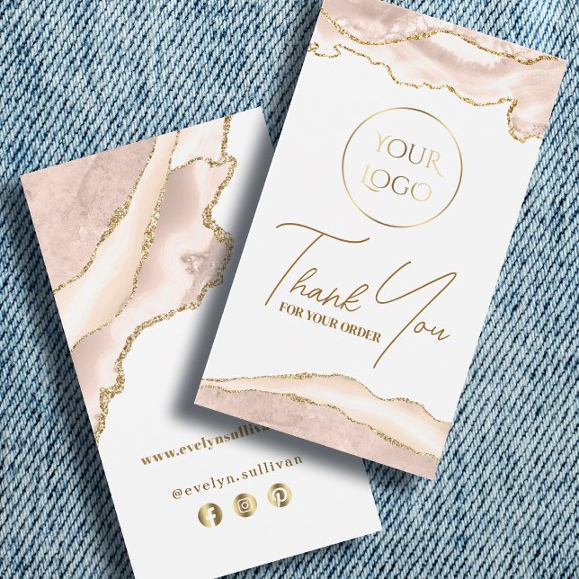 Insérez le paquet d'agrafes de roussissement ivoir (Créateur téléchargé)