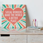 Inspiration Social Work Zitat Herz Retro Farben Künstlicher Leinwanddruck<br><div class="desc">Sozialarbeiter machen die Welt zu einem besseren Ort. Ein schönes,  inspirierendes soziales Arbeitsgeschenk für einen Sozialdienstleister mit hübschem Retro-Herz und fröhlichen Farben.</div>