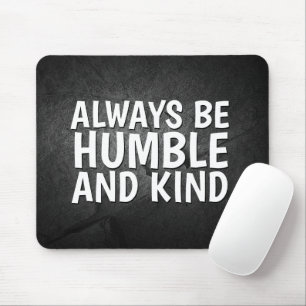 Inspirationsangebot auf schwarzem Stein Mousepad
