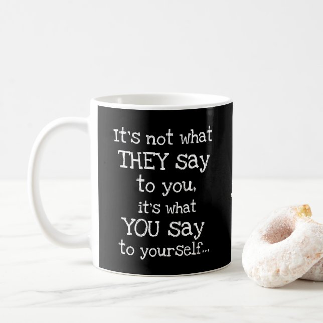 Inspirationsreiche Wörter drucken Kaffeetasse (Mit Donut)