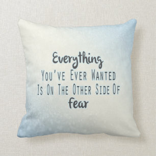 Inspirierend Zitat, blaue Typografie über Wunsch Kissen