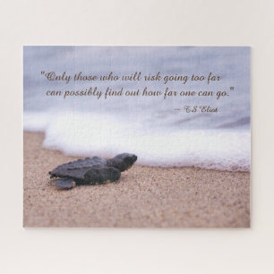 Inspirierender Spruch Baby-Meerschildkröte Sand Oz
