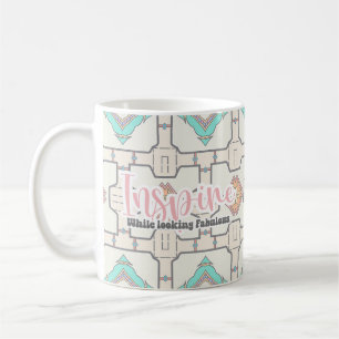 Inspiriert, während es fantastisch aussieht kaffeetasse