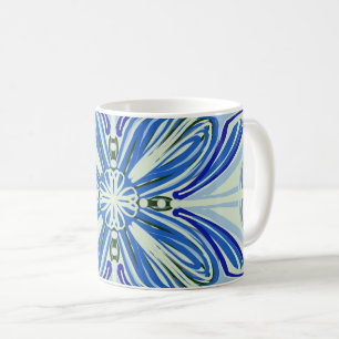 Inspirierte Tasse aus blauem und grauem Mosaikstei