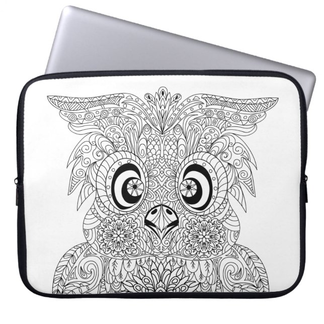 Inspiriertes Eulen-Porträt Laptopschutzhülle (Vorderseite)
