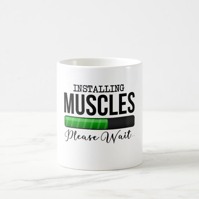 Installation von Muskeln Bitte warten - Funny Gym  Kaffeetasse (Mittel)