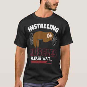 Installation von Muskeln, die die Fitness zum Hebe T-Shirt