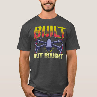 Integrierte, nicht gekaufte Drohnenflugmaschine T-Shirt