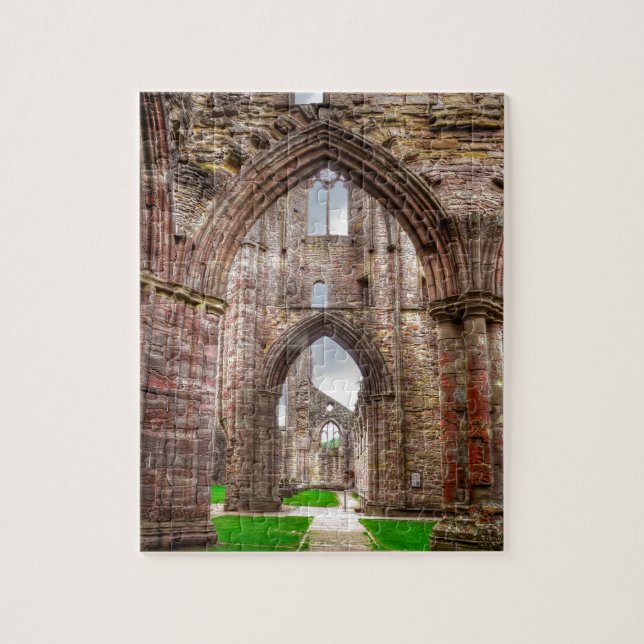 Interior View Old Tintern Abbey Wales, Vereinigtes (Vertikal)
