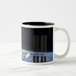 Internationale Raumstation 18 Zweifarbige Tasse