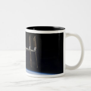 Internationale Raumstation 9 Zweifarbige Tasse
