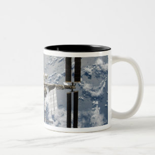 Internationale Weltraumstation 14 Zweifarbige Tasse