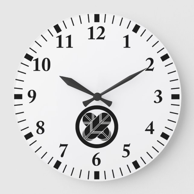 Intersecting hawk feathers in a circle Clocks Große Wanduhr (Vorderseite)