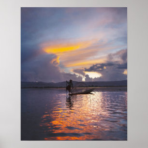 Intha Fischer-Bein Ruderboot mit Netz Poster