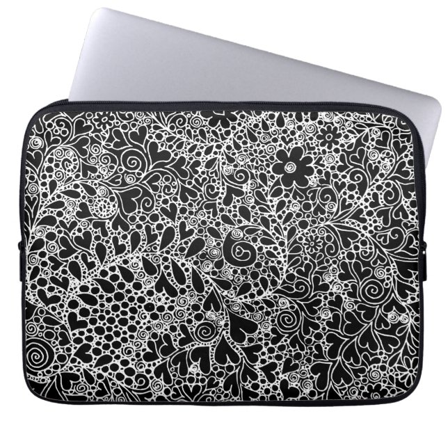 Intricate Hand-Drawn Floral Lace Pattern  Laptopschutzhülle (Vorderseite)