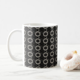 Intricate Schwarz-Weiß-Illustration Kaffeetasse