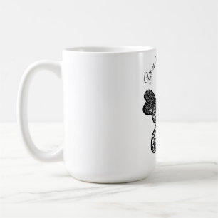 Intrigerter Boho-Mandala-Schmetterling Schwarz und Kaffeetasse