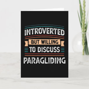Introvertierter, der bereit ist, über Paragliding  Karte