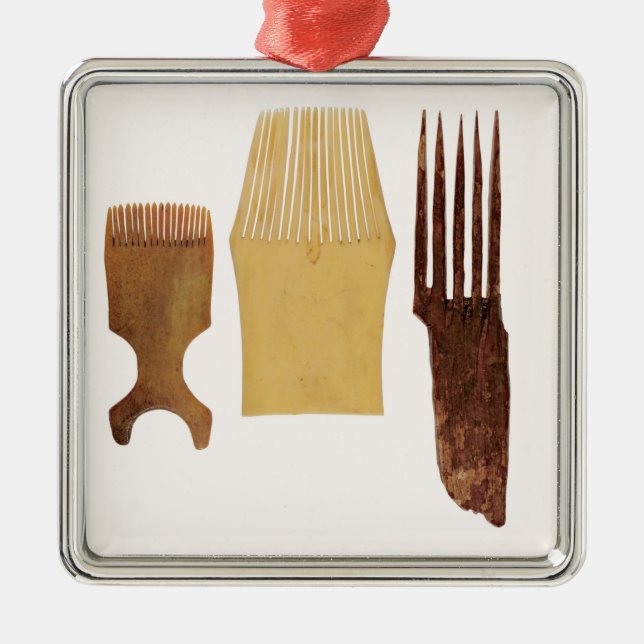 Inuitkämme, von der amerikanischen Nordwestküste Silbernes Ornament (Vorne)