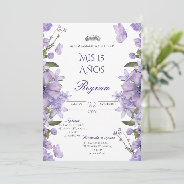 Invitación de Quinceañera flores moradas Einladung (Stehend Vorderseite)