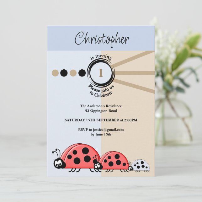Invitation 1er anniversaire ladybugs fête bleu brun célébrer (Debout devant)