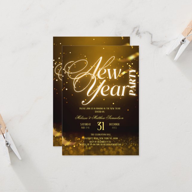 Invitation 2026 New Years Eve Party Gold Glitter Black  (Devant/Arrière en situation)