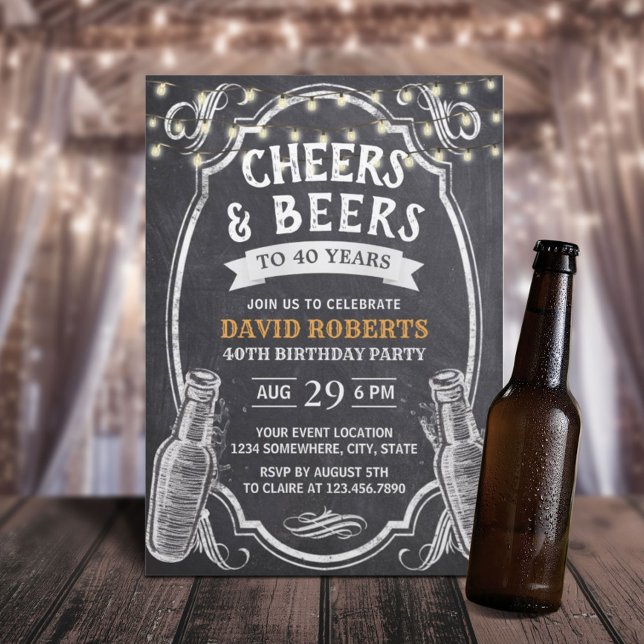 Invitation 40e anniversaire Cheers & Beers Rustic Chalkboard (Créateur téléchargé)