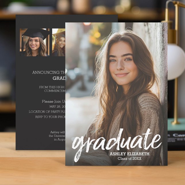 Invitation 4 Photo Parti de Graduation tendance - vertical (Classic Graduation Announcement and Party Invitation with Photos)