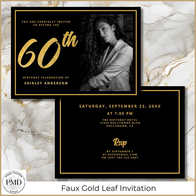 Invitation 60e anniversaire Photo Black Faux Gold Leaf Élégan (60th Birthday Photo Black and Faux Gold Leaf Elegant Invitation with Party Details on the Back.)