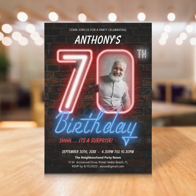 Invitation Amusants Neon Retro Surprise 70e anniversaire (Fun Neon Retro Surprise 70th Birthday Party Invitation)