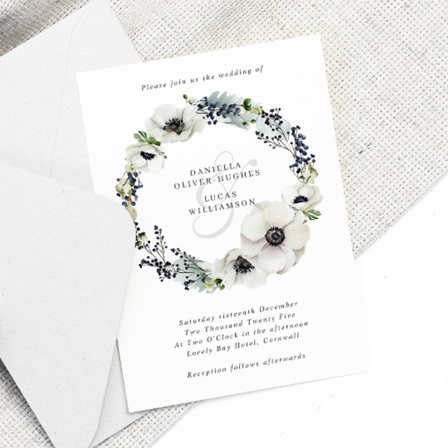 Invitation Anémones & Berries Wreath Blue Winter Wedding (Créateur téléchargé)